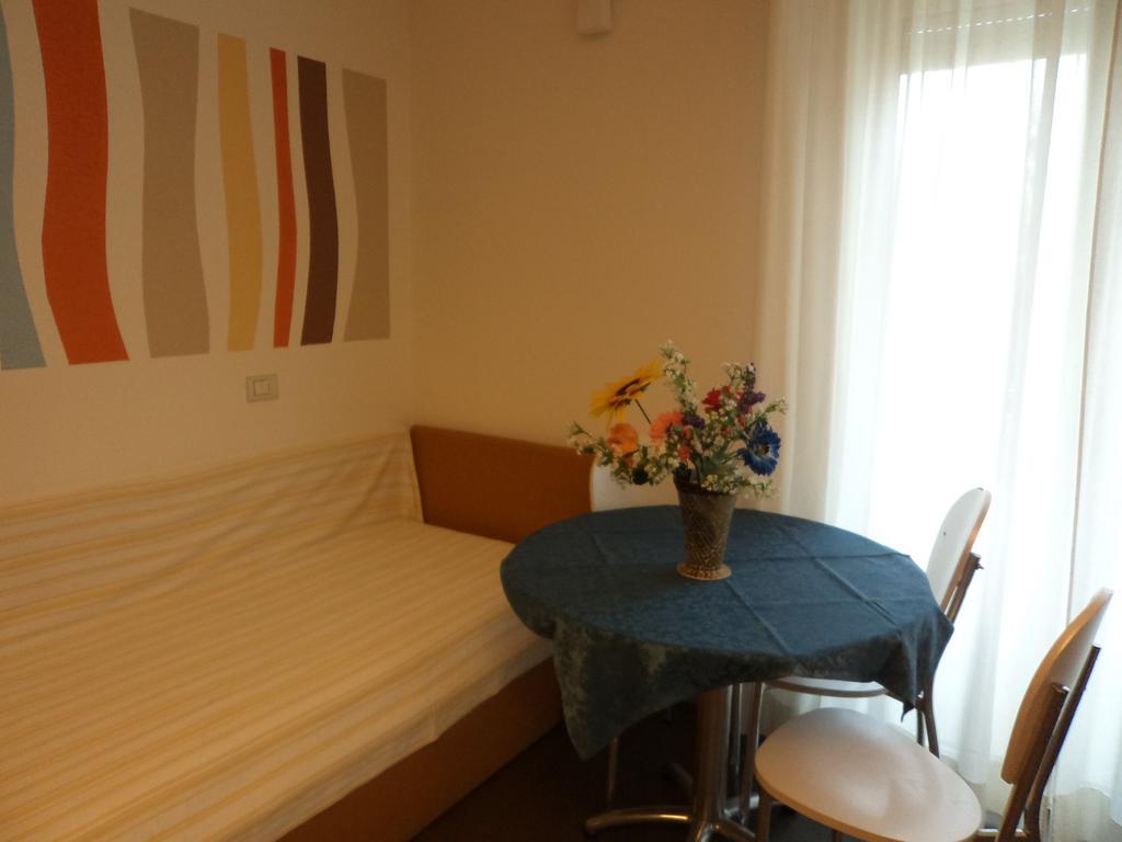 Residence Nocchiero Riccione Room photo